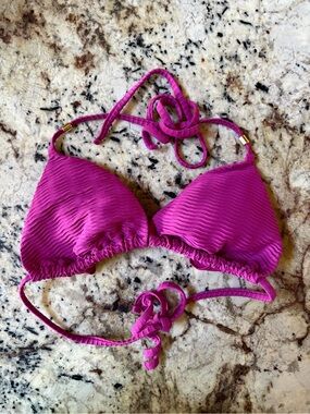 Abercrombie & Fitch Magenta Ribbed Triangle Bikini Top